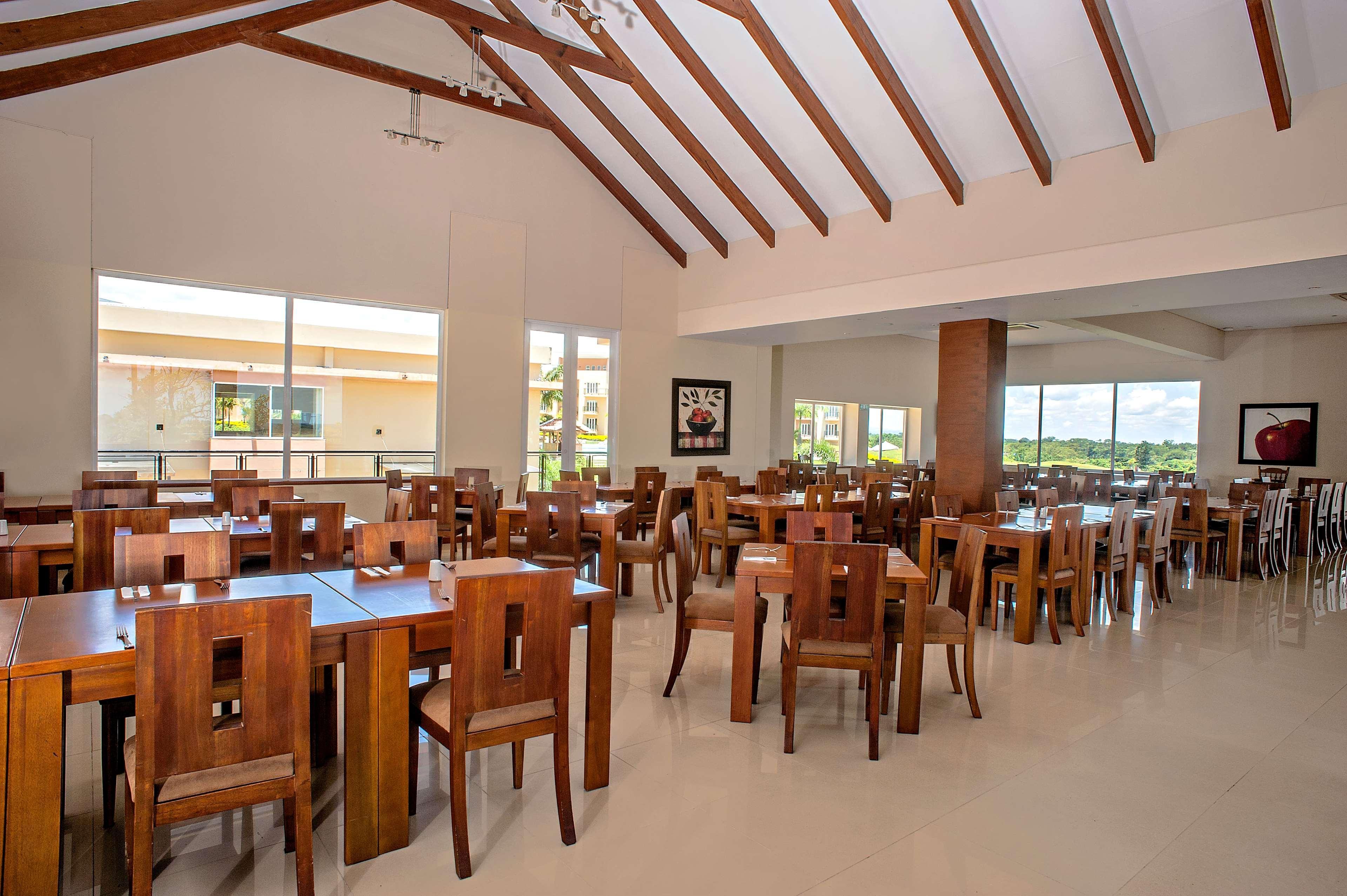 Wyndham Garden Villavicencio Rnt 26993 ريستريبو المظهر الخارجي الصورة