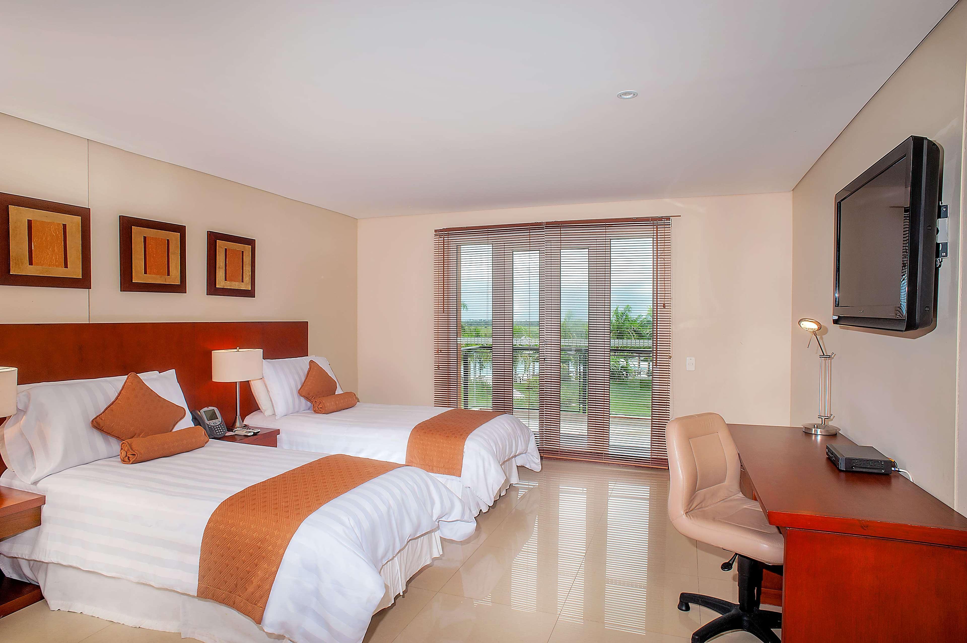 Wyndham Garden Villavicencio Rnt 26993 ريستريبو المظهر الخارجي الصورة